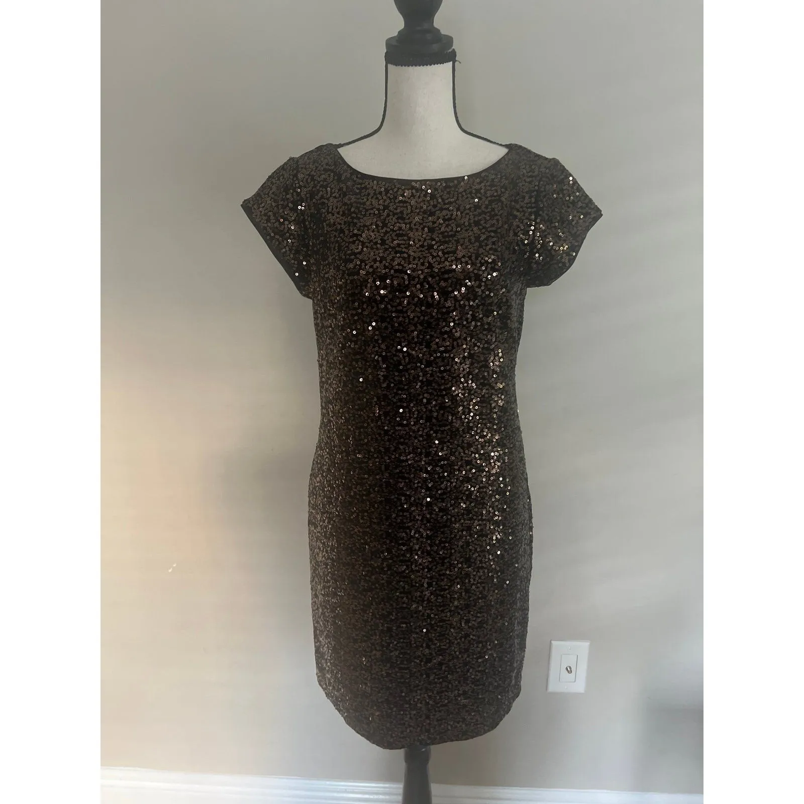 Eliza J Dress Women’s 6 Black Gold Sheath Mini Velvet Sequins Cap Sleeves - Image 2