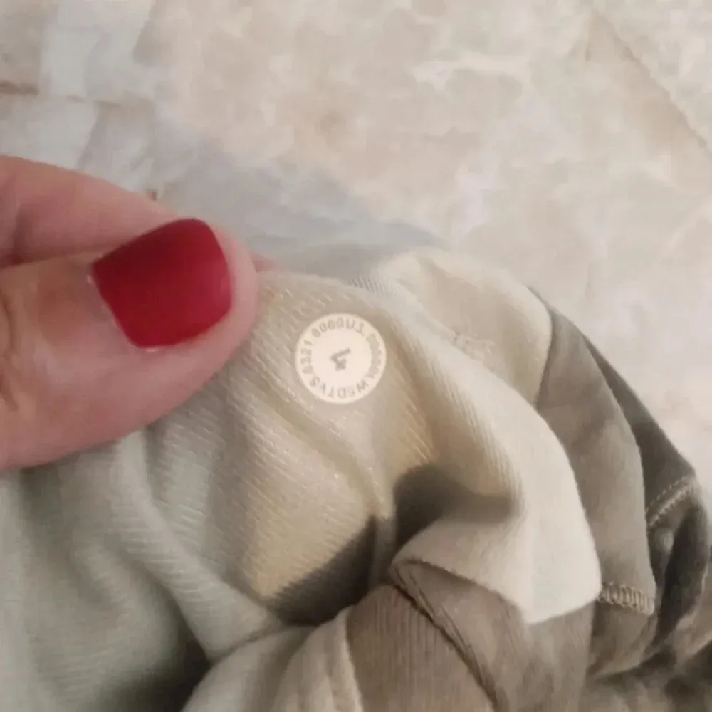 Lululemon ready to rulu High rise jogger 7/8 length size 4 women (flawed) - Image 7