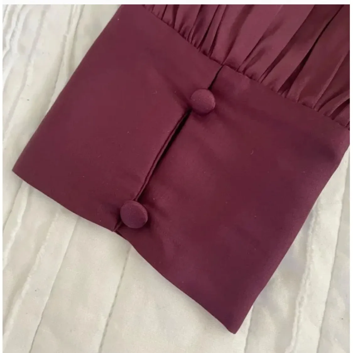 ABERCROMBIE & FITCH Women's Large Silky Satin Top Burgundy Cropped Long Sleeve - Image 10