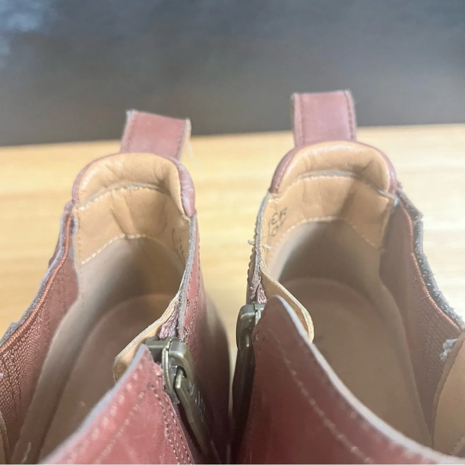 Vionic  Bethany‎ Brown Ankle Boots Size 5 - Image 5