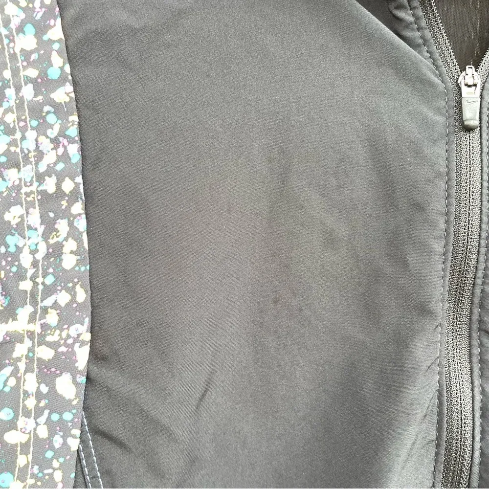 Nike Womens Jacket Icon Clash Sheer Sleeve Packable Windbreaker Size Small - Image 9