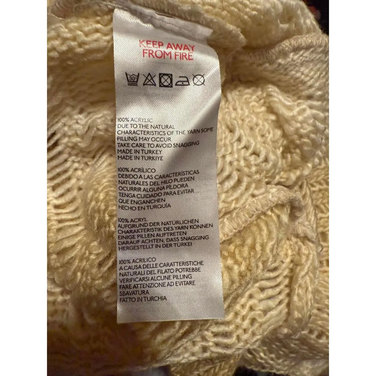 Urban Outfitters cropped ombre sweater M - Image 5