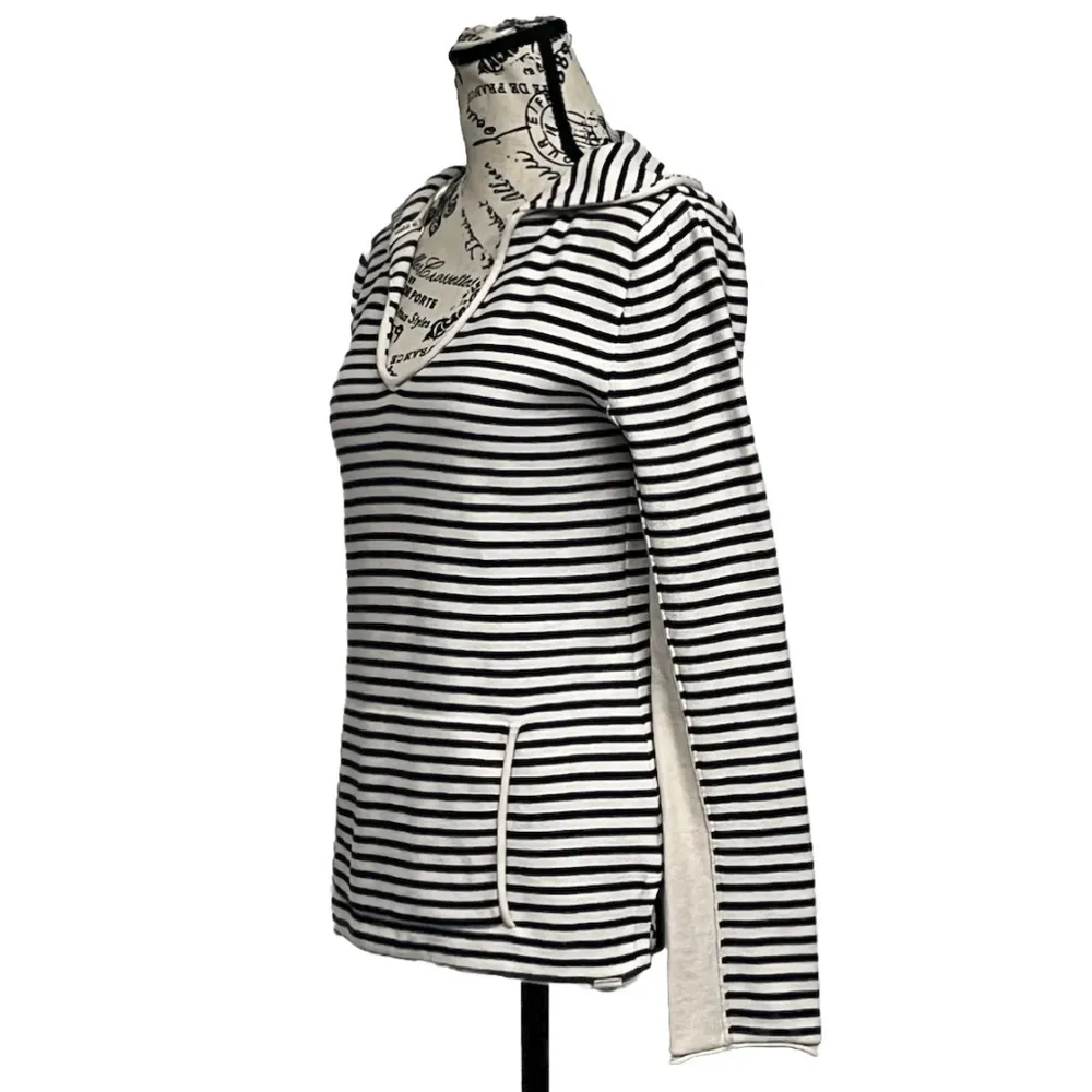 Roxy Black & White Striped V-Neck Hoodie Pullover Top Women’s L - Image 3