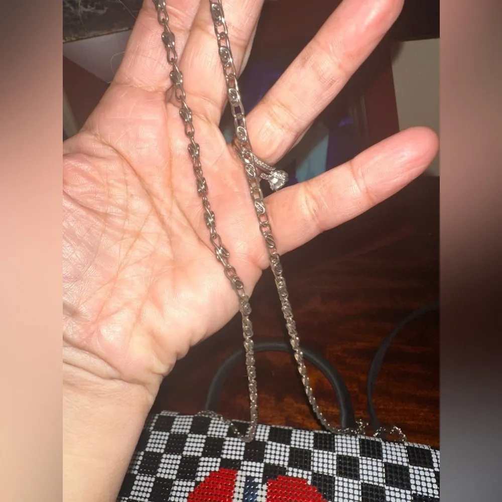 Laila Norway Essence Metal Mesh chain crossbody/ wrists bag Designer Fadhion Black - Image 6