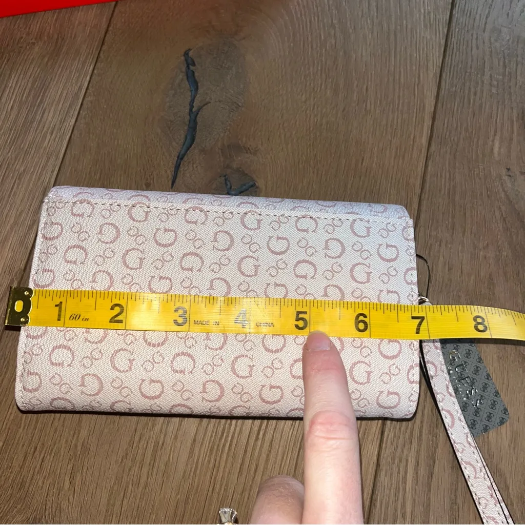Guess NEW GIFT SET Dusty Rose wristlet Wallet Set - Image 8