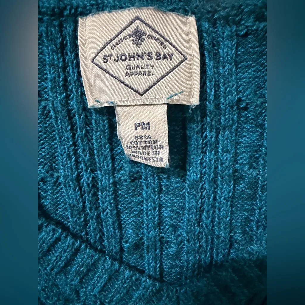 St. John's Bay Teal Cable Knit V-Neck Sweater - Image 3