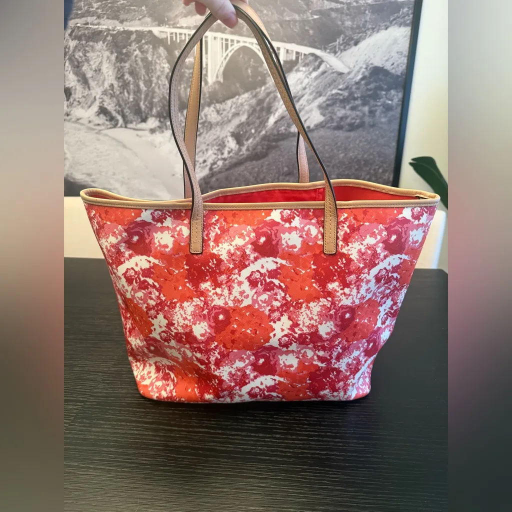 Coach Peyton Floral Print Top Handle Tote Bag Pink Orange White Leather Bag - Image 5