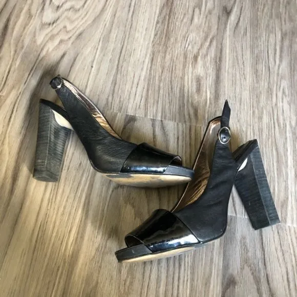 Banana republic leather singleback sandals 4”‎ heel - Image 8