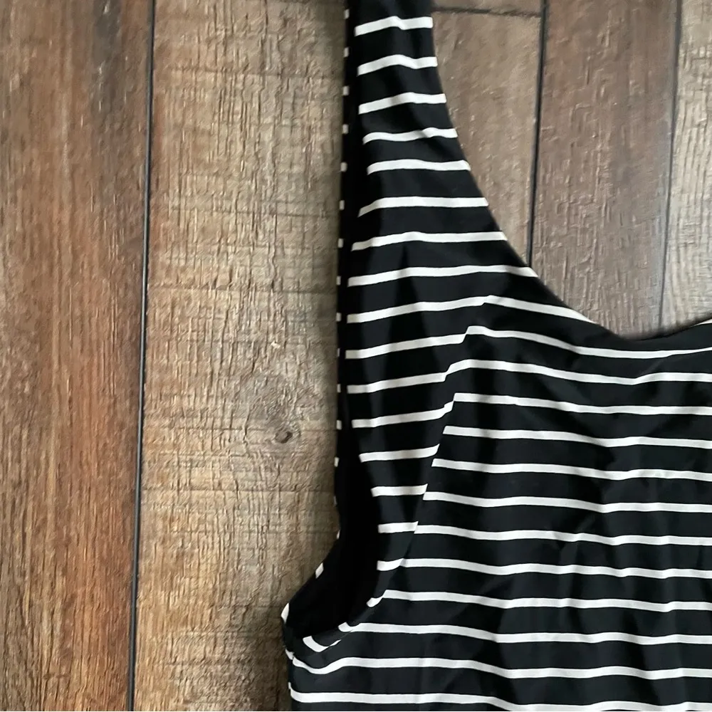 Aerie Womens Swim One Piece Black White Stripe Low Back Side Boob Size Large - Image 5