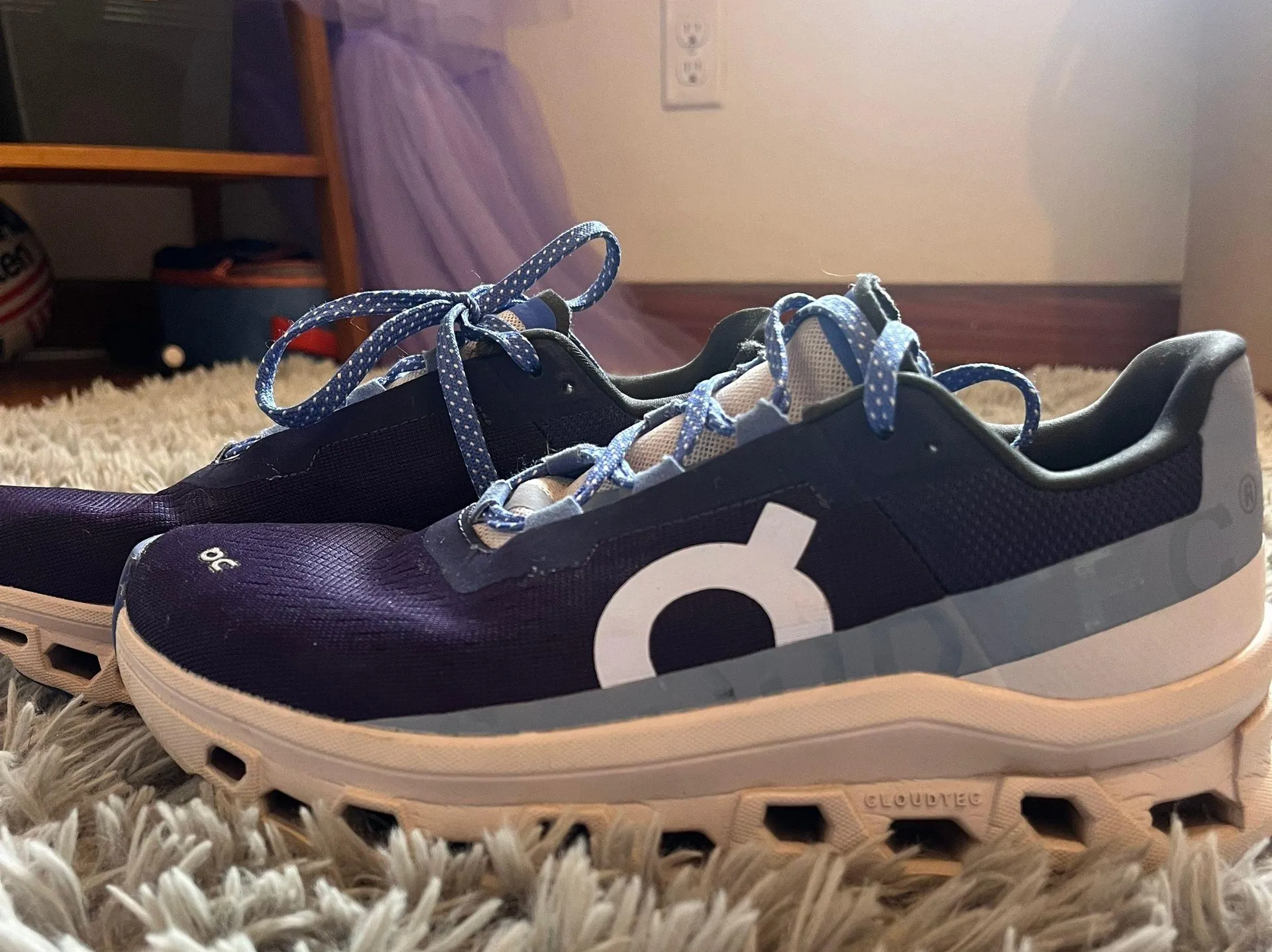 On Cloud  blue and white on clouds - Image 5