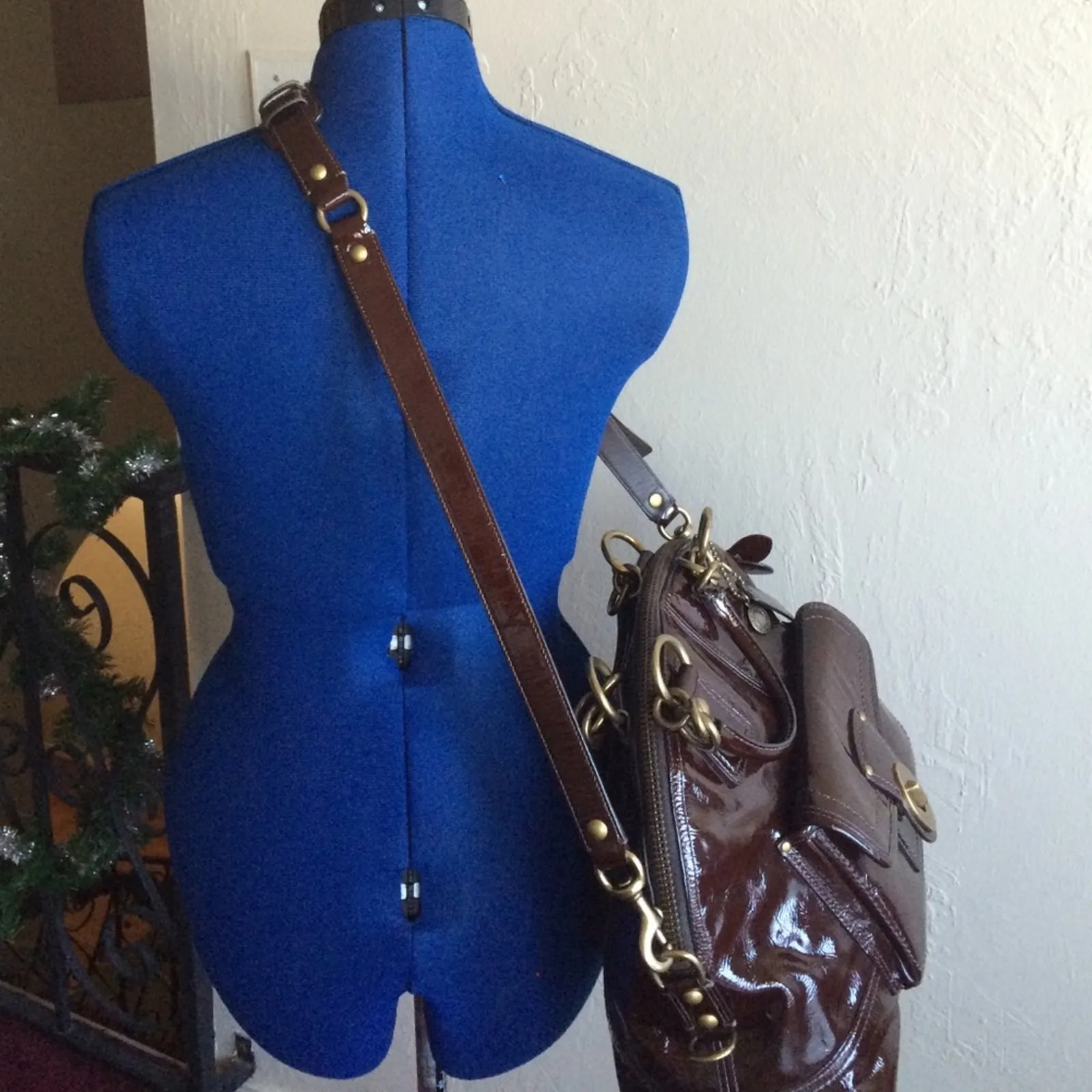 Rare Coach Large Patent Bag - Image 4