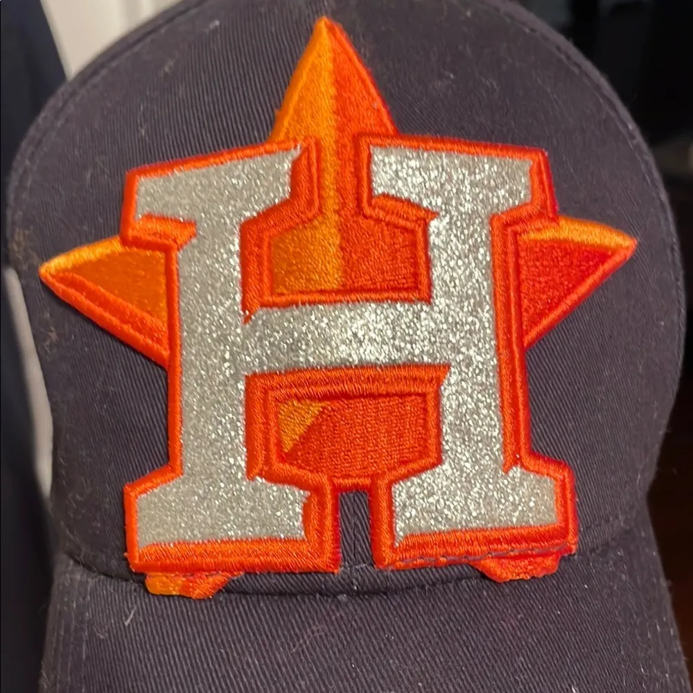 ⚾️⚾️⚾️BOGOHO ⚾️⚾️⚾️Houston Astros T-Shirt and Cap Set - Image 8