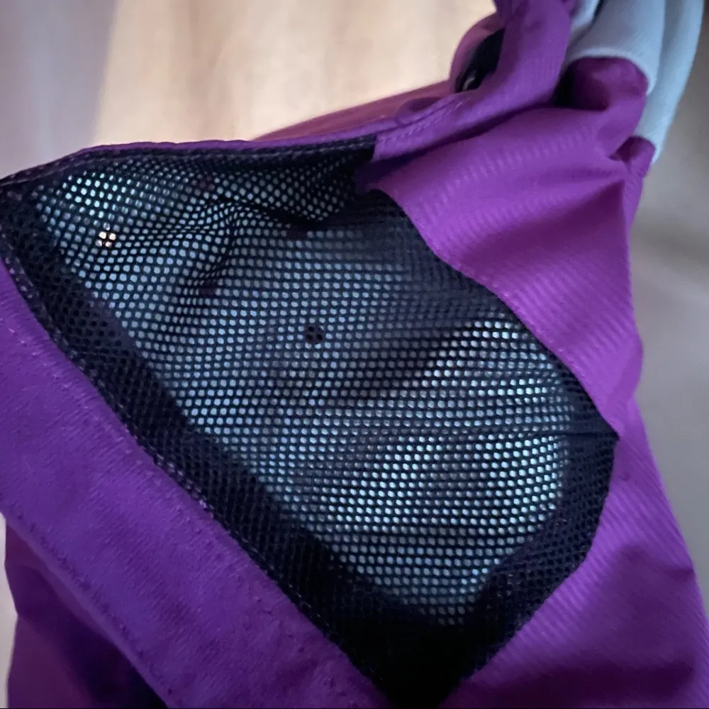 Puma  unisex purple hooded athletic jacket - Image 10