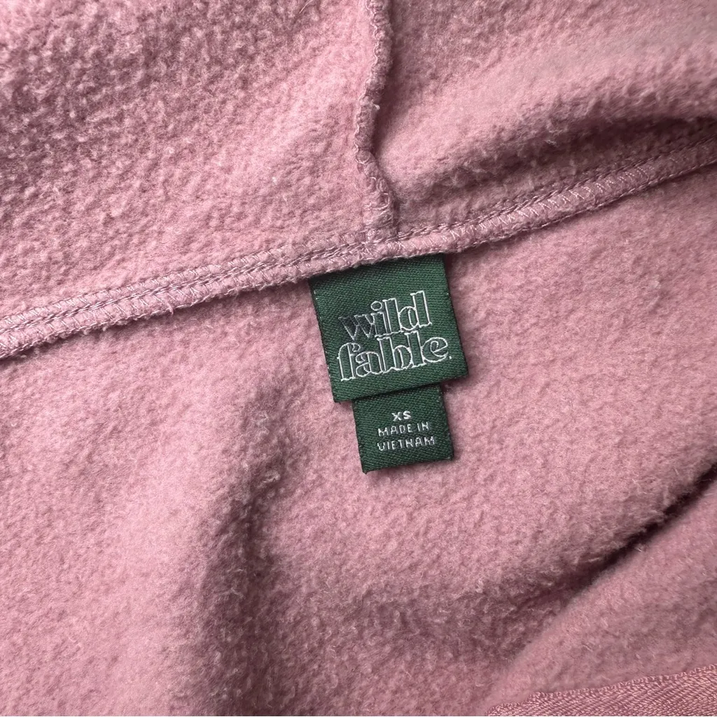 Wild Fable Soft Pink Fleece Pullover - Image 3