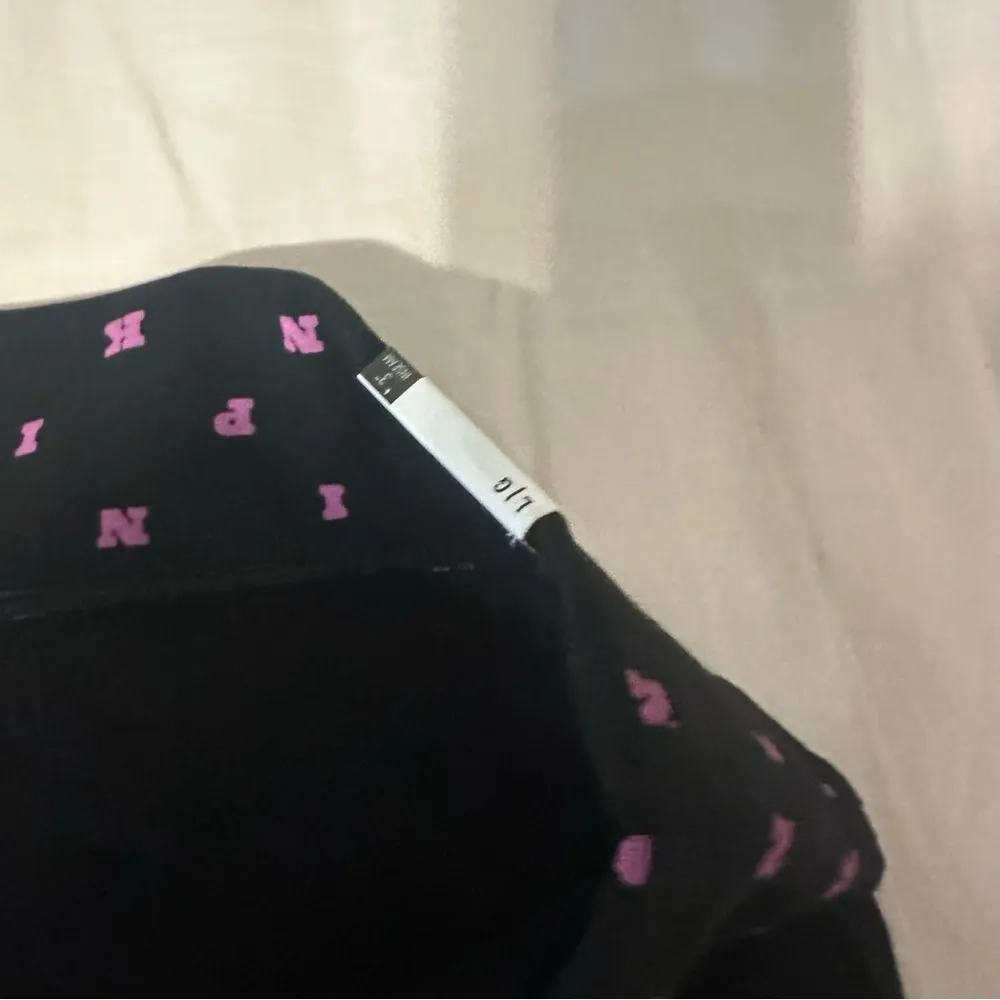 Y2K PINK Victoria Secret YOGA SHORTIE SHORTS - Image 2