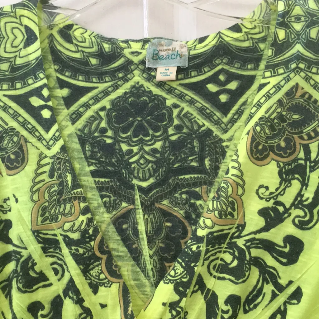 FINAL MARKDOWN Ladies’ one world Beach Swimsuit Coverup (M) Size M - Image 4