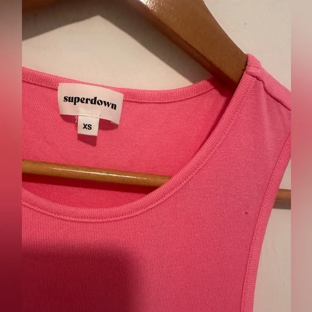 Superdown Louela Cut Out Midi Dress in Pink Sz XS - Image 7