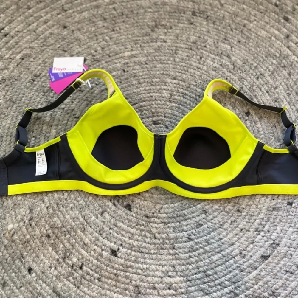 NWT Freya Lime Green & Grey Sonic UW Molded Activewear Sports Bra Sz 30 - Image 6