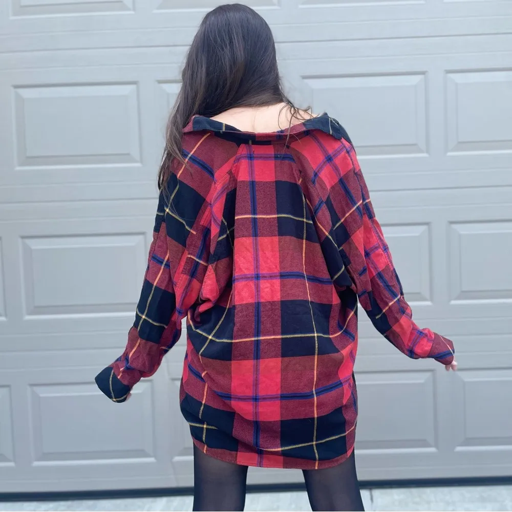 Urban Outfitters Oversized Lumberjack Grunge Red Plaid Flannel Button Down Shirt - Image 5