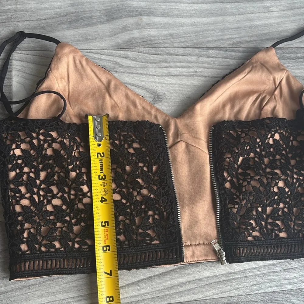 Kendall & Kylie Black Lace Top - Image 6