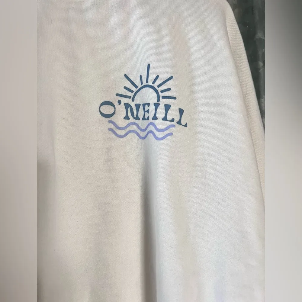 O'Neill Women's Cropped Sweatshirt NWOT Sz XL Cozy Surf Beach Vacation Boating - Image 4