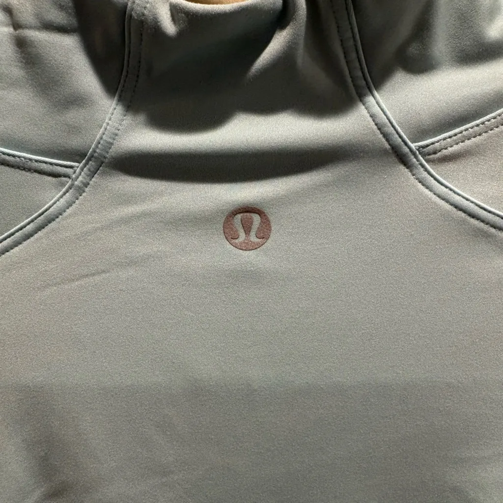 Lululemon  Athletica Light Blue Ski Jacket - Image 4