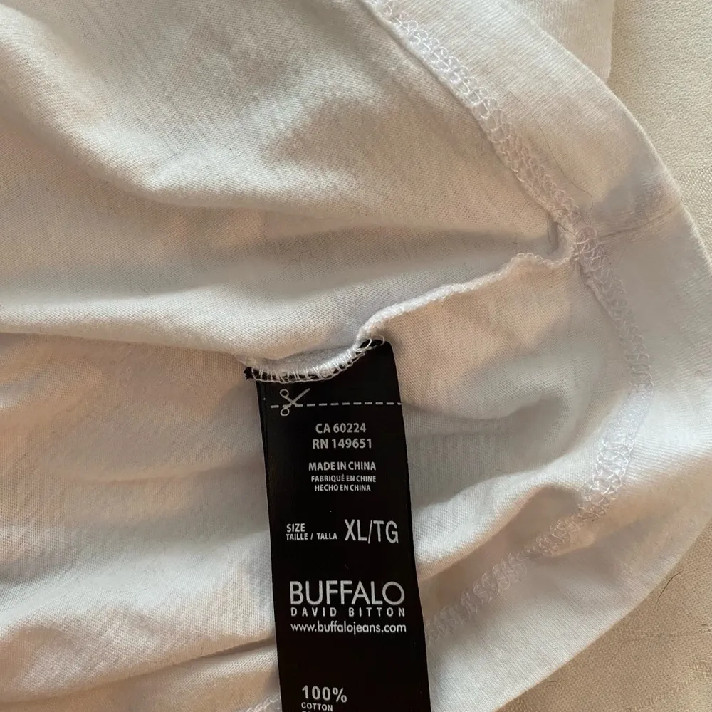 Buffalo David Bitton Mellow Yellow Cotton embellished T- Shirt XL - Image 4