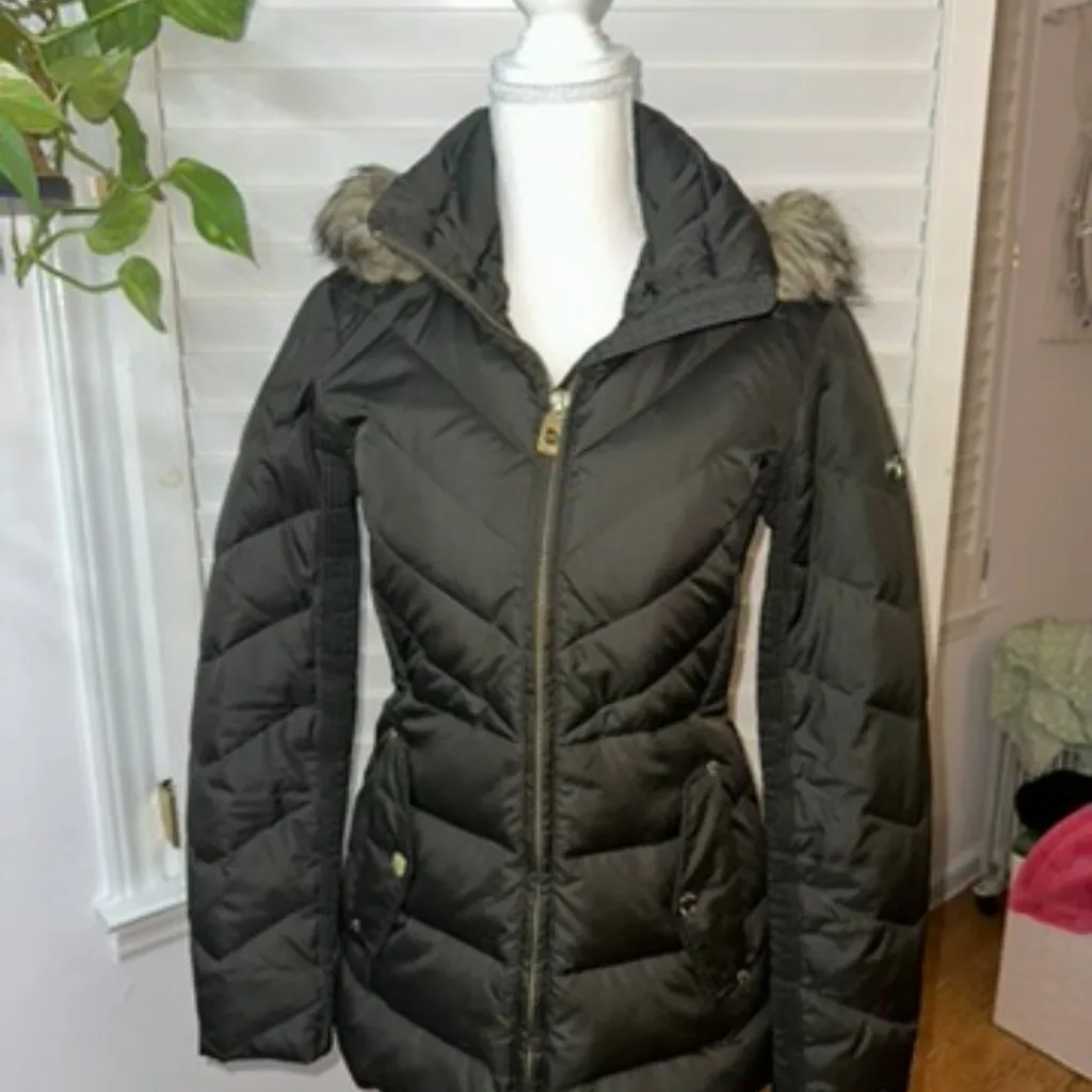 Green Michael Kors Puffer - Image 6