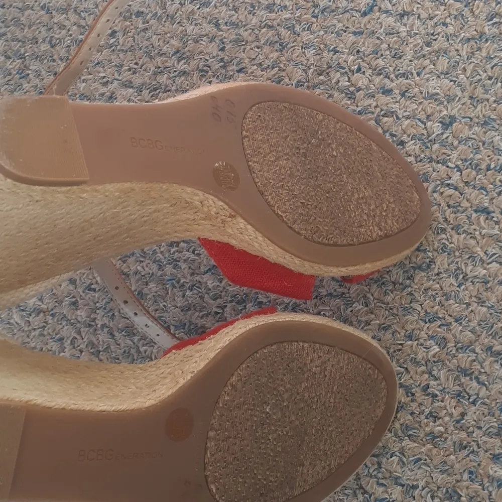 BCBGeneration Shoes SIZE 7.5 - Image 6