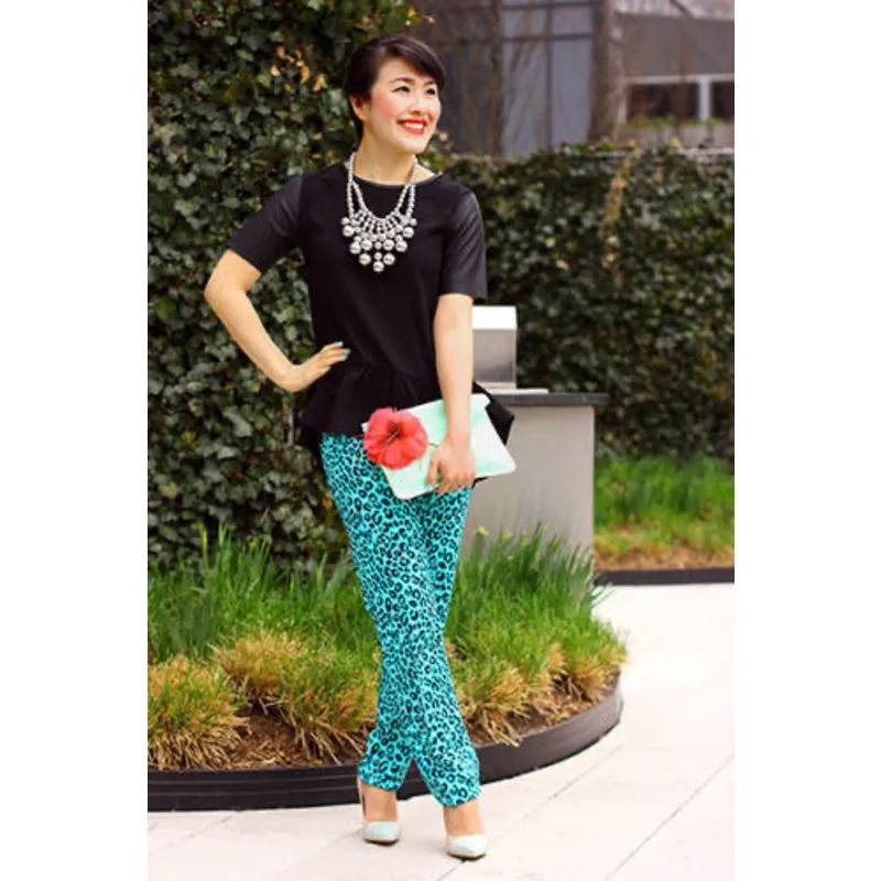 Ann Taylor Blue Cheetah Print Pants -‎ Size 00 - Image 3