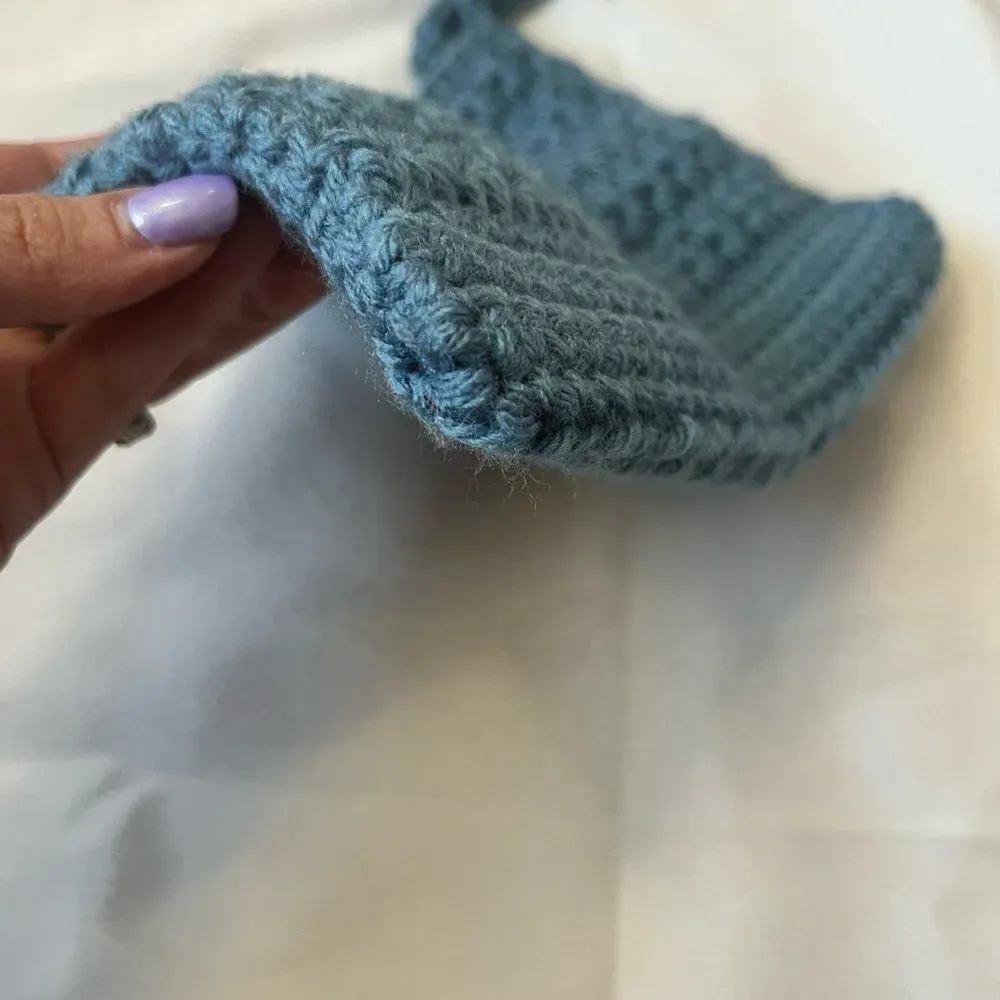 Handmade knit double clasp wristlet‎ Blue - Image 5