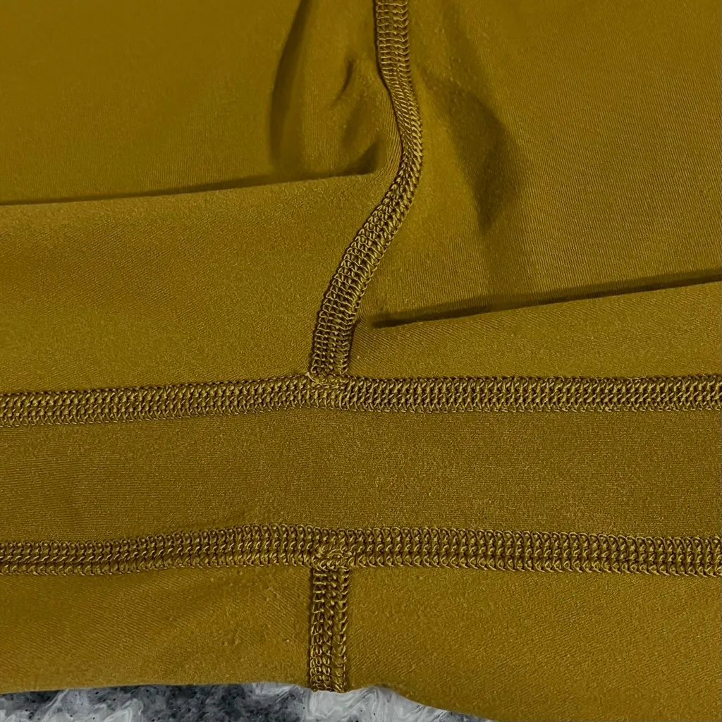 Lululemon Align Super High Rise Short *10" - Image 12