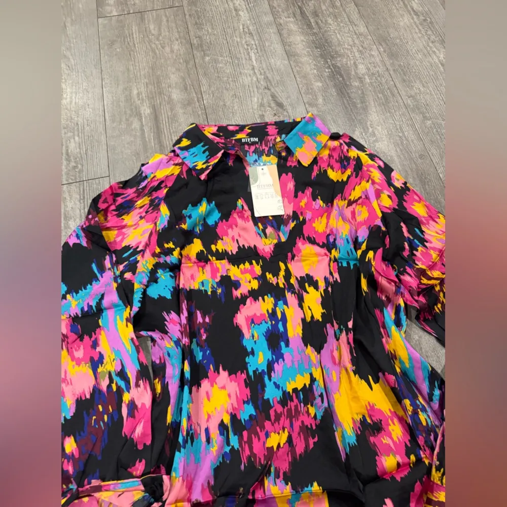 Vibrant Multicolor Women's Top Red Size XL - Image 8