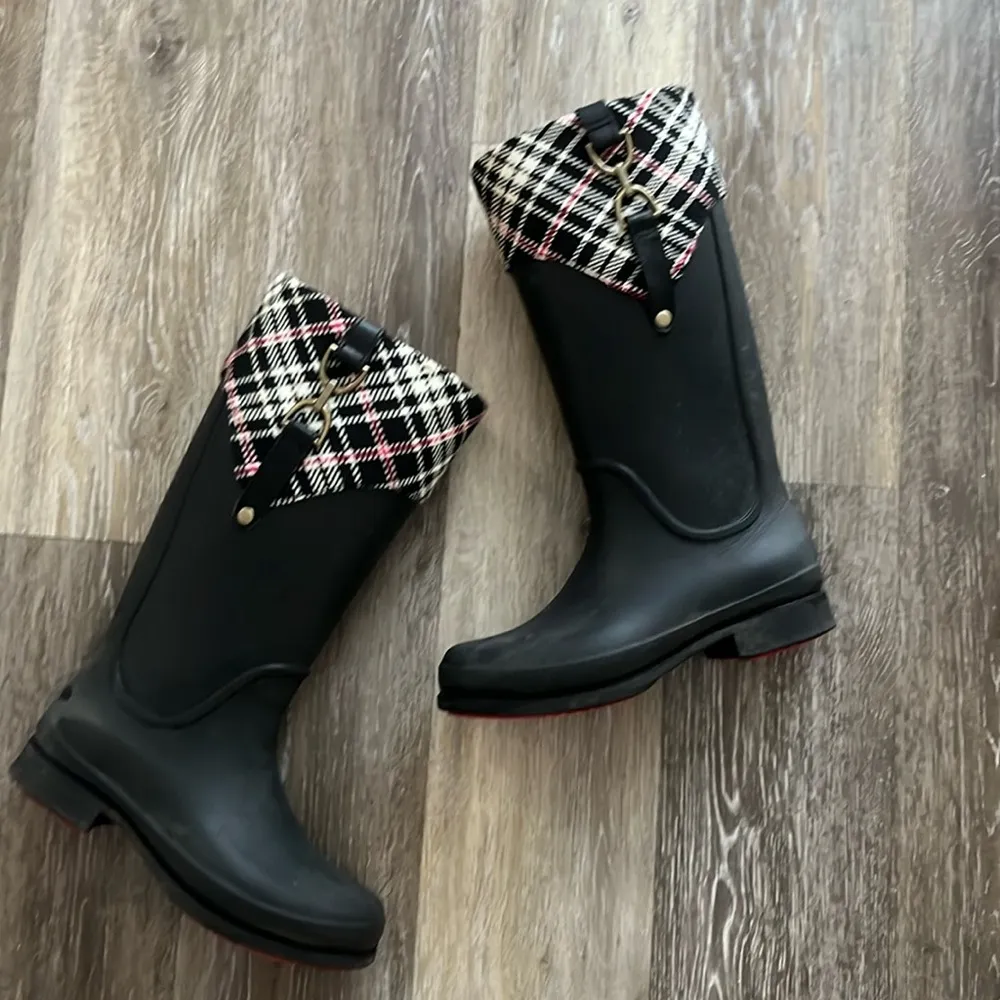 Crocs Bridle Wellie Wellington Rain Boot Plaid size 7 - Image 2