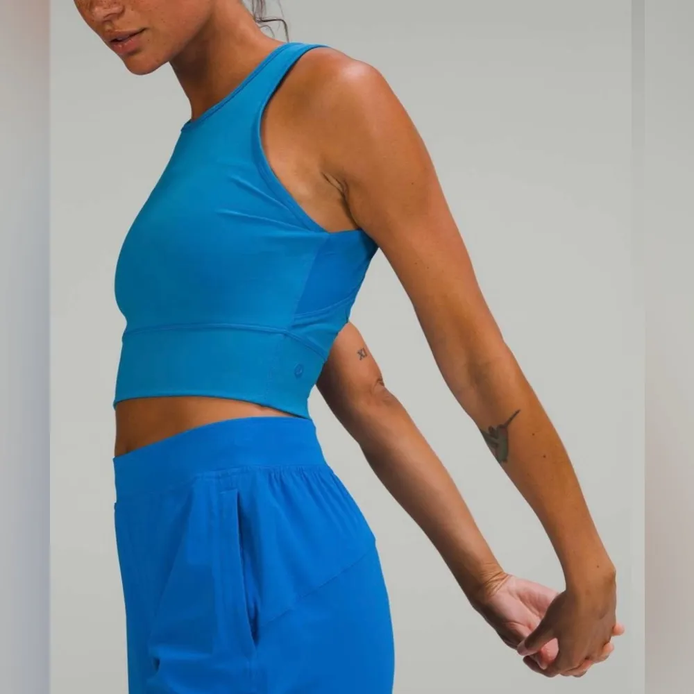 NEW Lululemon Mesh Back Training Cropped Tank Top Poolside Blue Size 4 - Image 5
