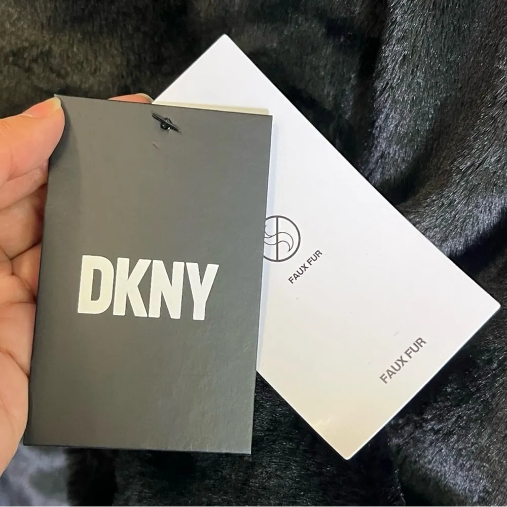 DKNY Women's Black Front Button Down Faux Fur Jacket Coat - Image 4