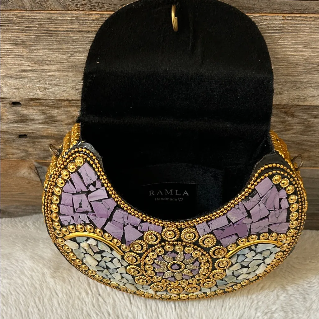 Ramla Beverly Hills Mosaic Handmade Beaded Purple Clutch Brand New with Chain Gold - Image 7