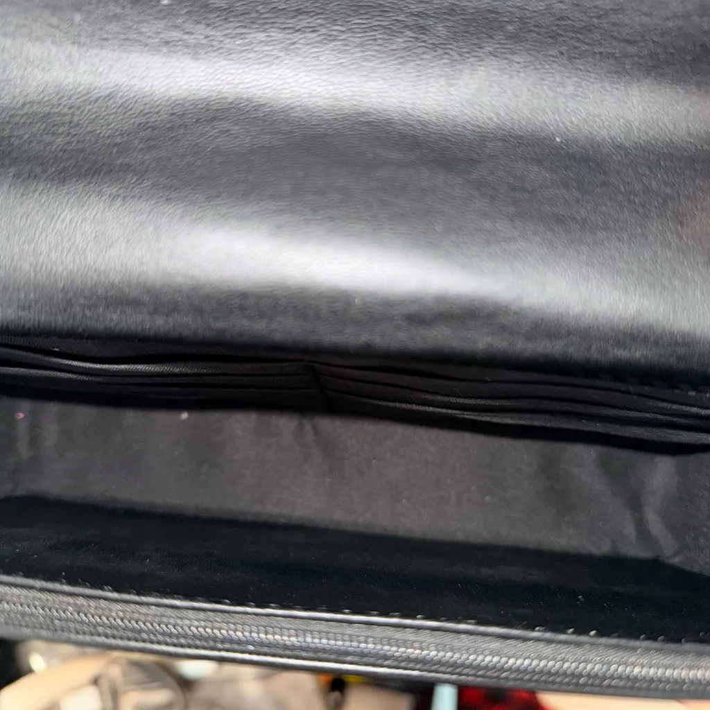 Badgley Mischka Black V Quilted Vegan leather Crossbody Bag with gold chain - Image 7