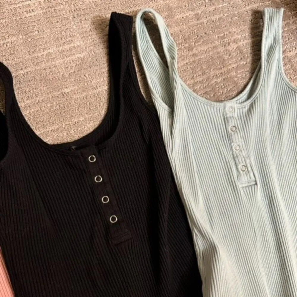 LE3NO Black Pink Blue Ribbed Henley Style Tank Top Bodysuits Set of 3 Small - Image 3