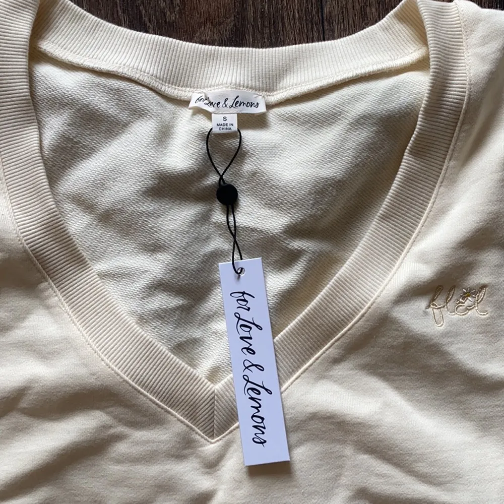 Cropped Sweater - Image 4