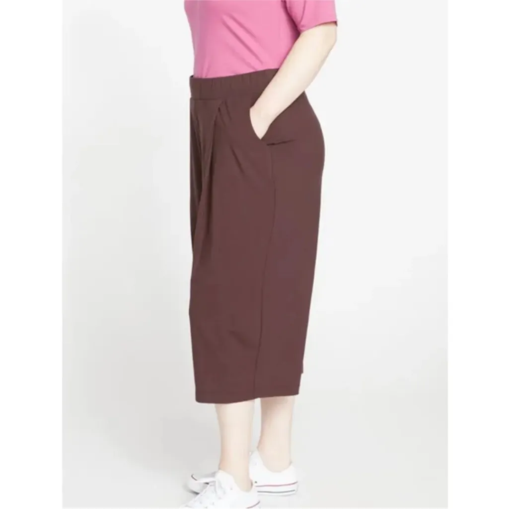 Universal Standard Casual Culottes Cropped Pants in Wine Women's 18/20 (M) - Image 11