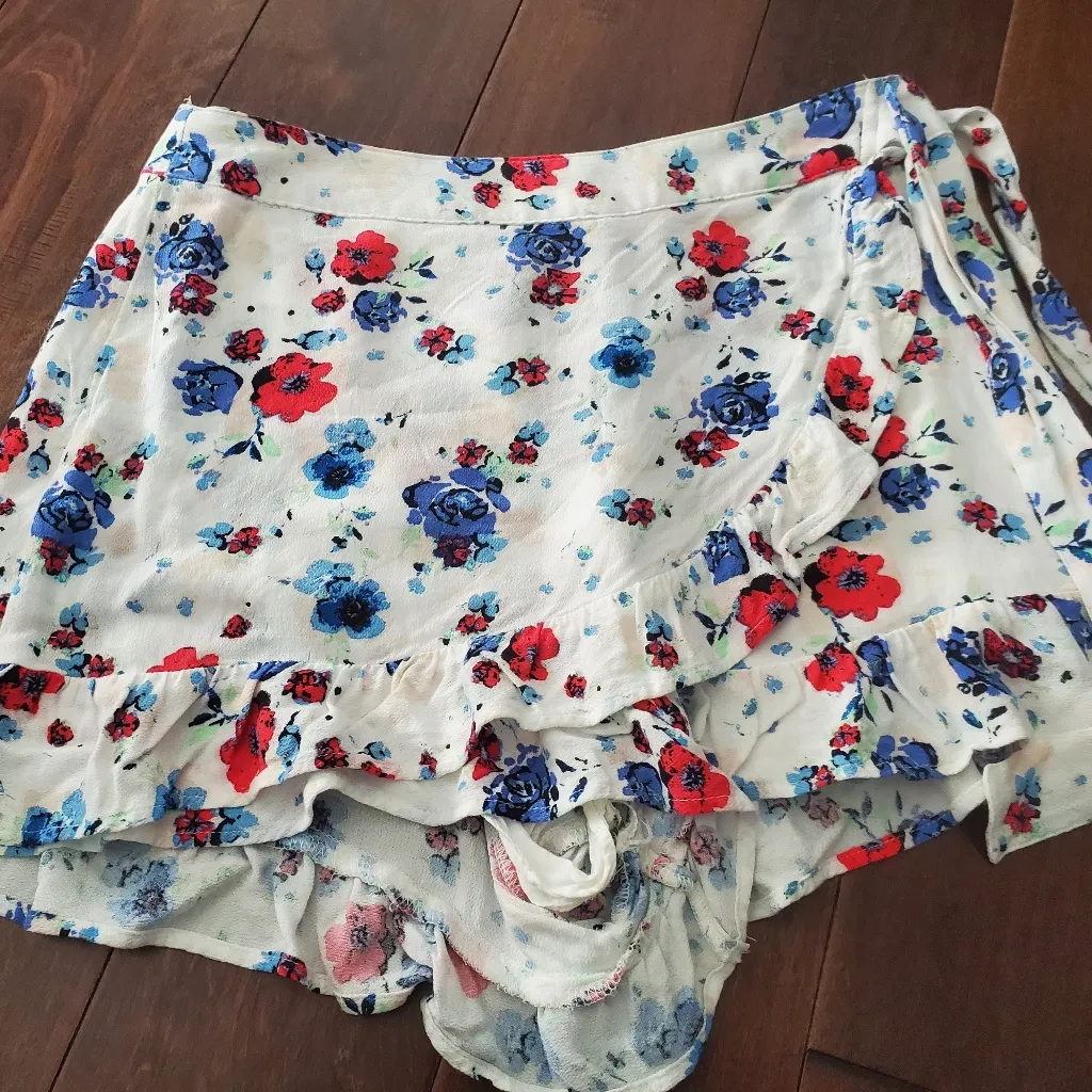 Free People Floral Print Skirt - White , Red And  Blue Size 6 - Image 3