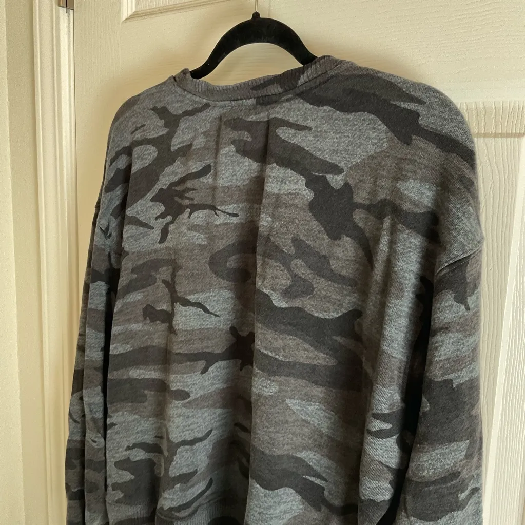 Rails Ramona Iron Camo Crewneck Sweatshirt Gray Black Size X-Large - Image 8