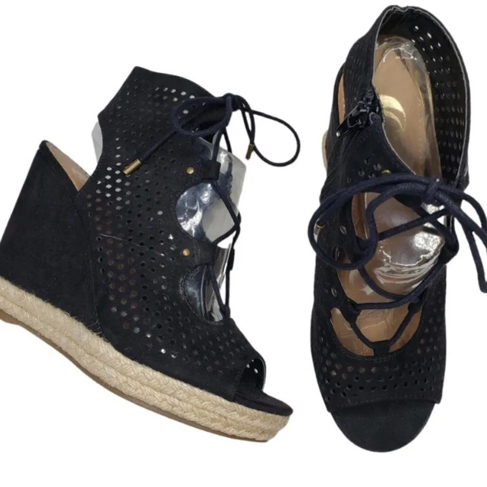 #157 WEDGE Suede Lace Up Sandals Black Size 8 - Image 4