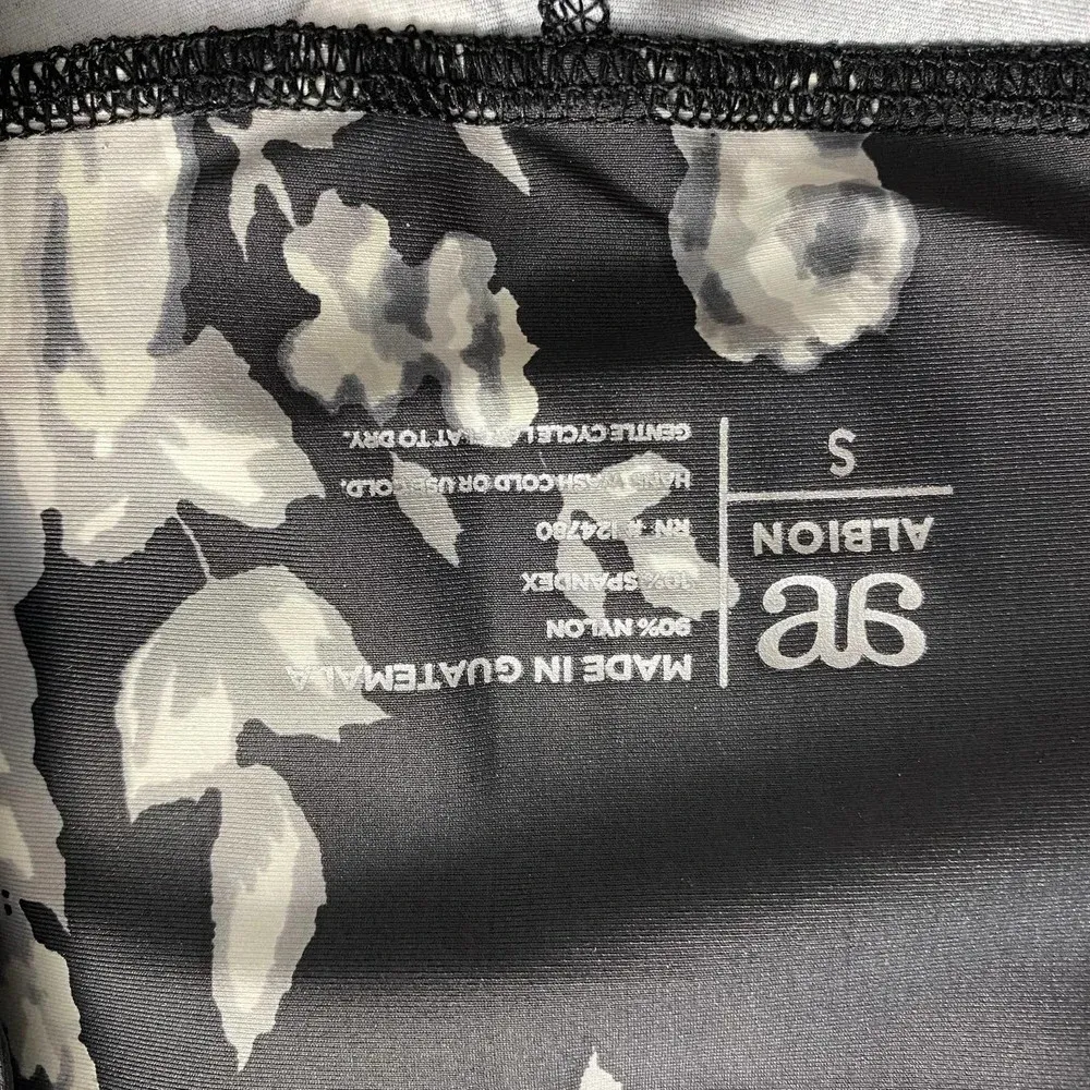 Albion Leggings High-Waisted Cropped Antigua Slate Floral Print Gray Size Small‎ - Image 10