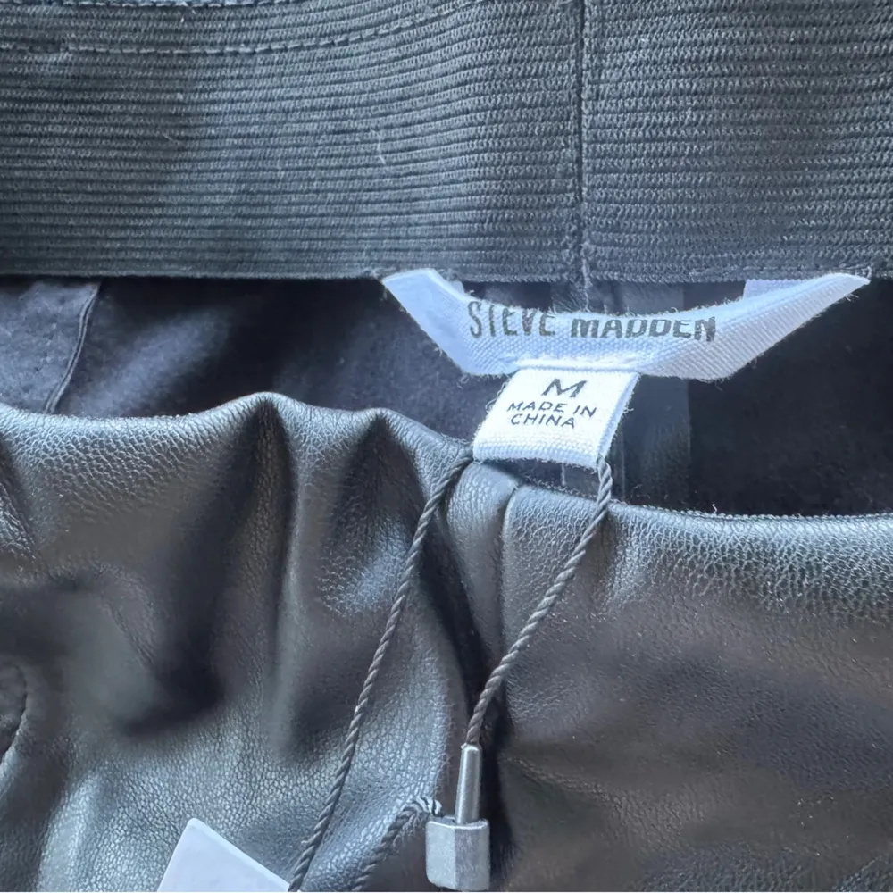 BB DAKOTA by Steve Madden Anastasia Leather Legging Size M New with Tag MSRP $59 - Image 6