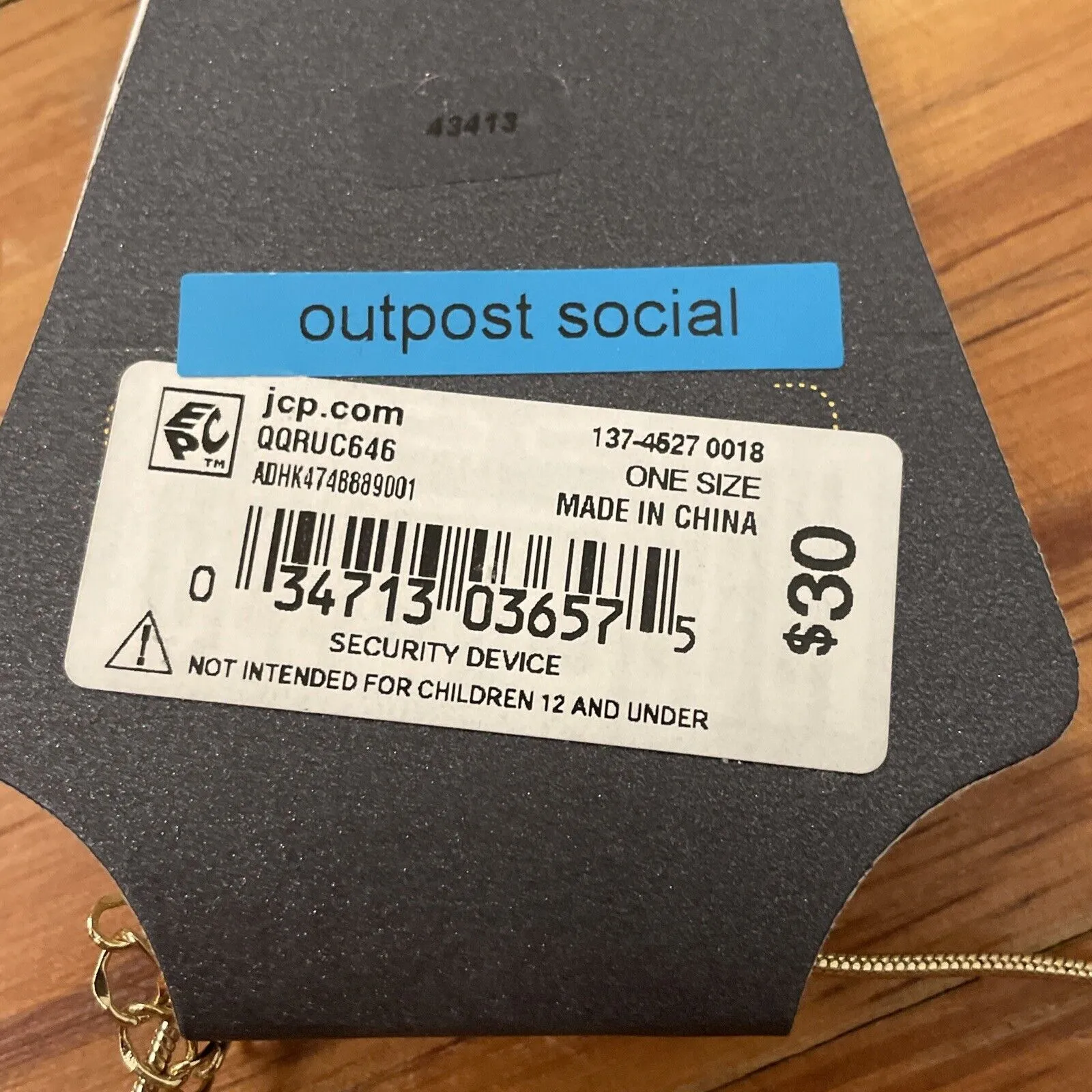 Monet Gold Tone Metal Snake Chain Necklace with Crystal pendant NEW - Image 3