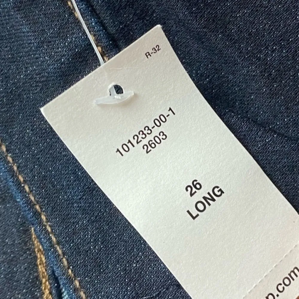 Gap • NWT Dark Wash Skinny Jeans - Image 52