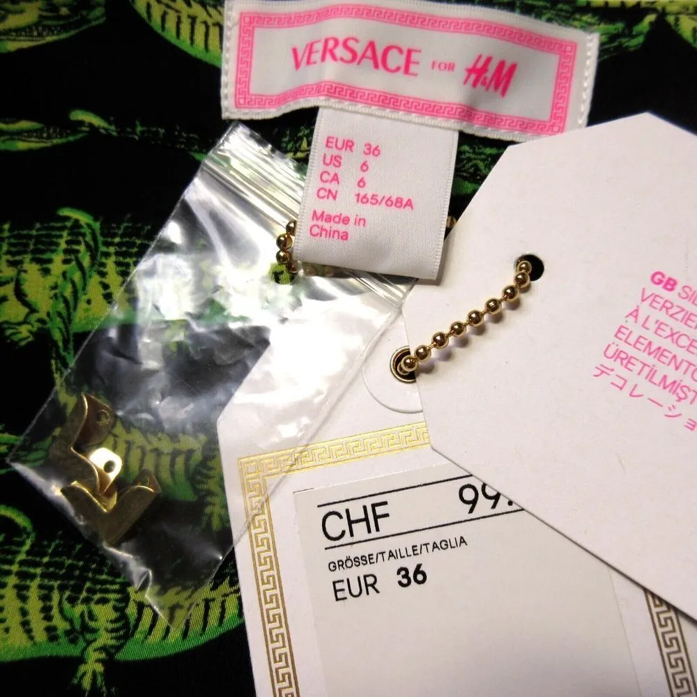 NWT H&M x Versace Palm Pleated Mini in Crocodile Palm Print Silk A-Line Skirt 6 - Image 4