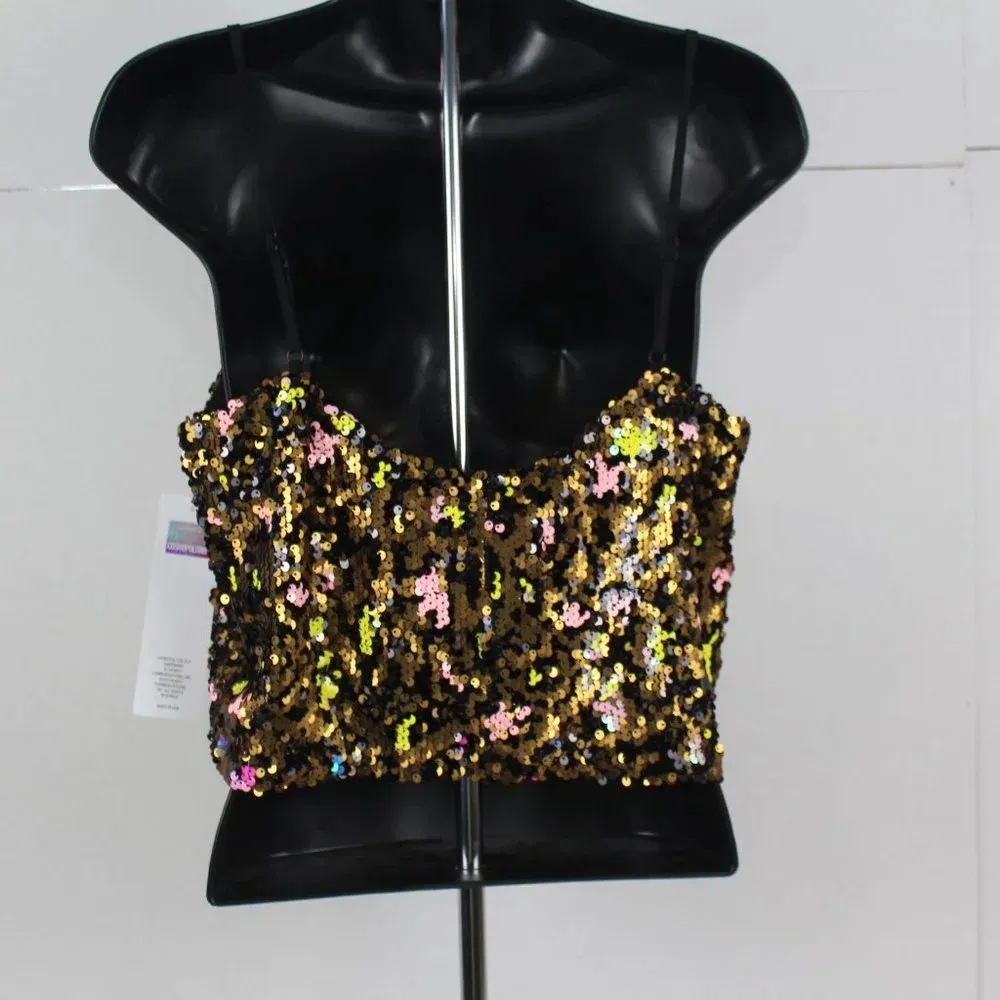 Cosmopolitan  - Image 4